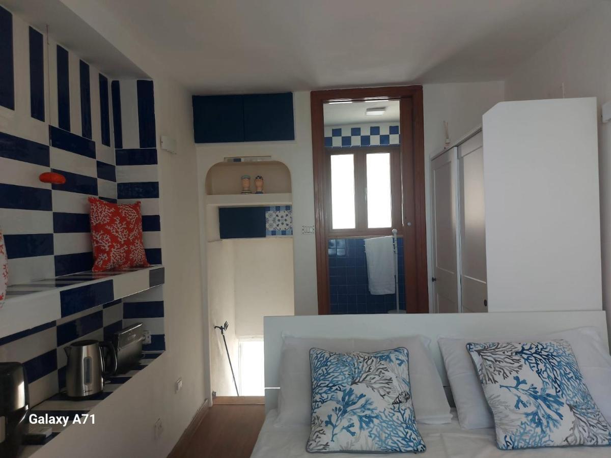 Coralinetiny Panzió Castellammare di Stabia Kültér fotó